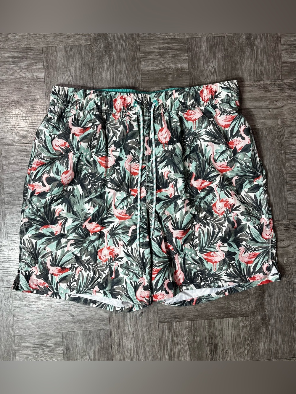 Men’s Goodfellow & Co. Flamingo Swim Trunks Size Medium